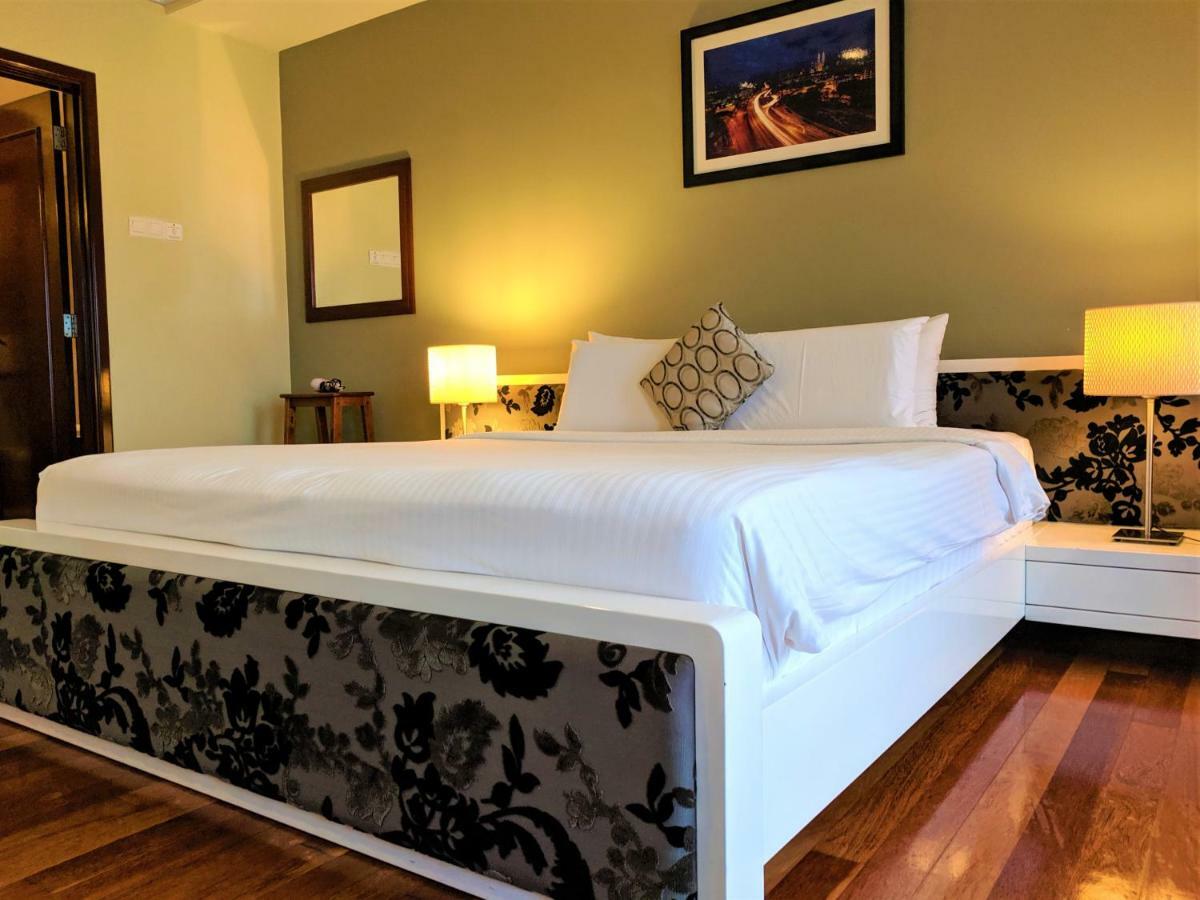 Serviced Apartments @ Times Square Куала-Лумпур Экстерьер фото